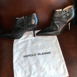 Manolo Blahnik new booties. Black 90mm 38.5/8.5